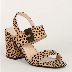 NEW NWT NIB Qupid Leopard Chunky Block Heel Sandal Gold Buckle Size 9